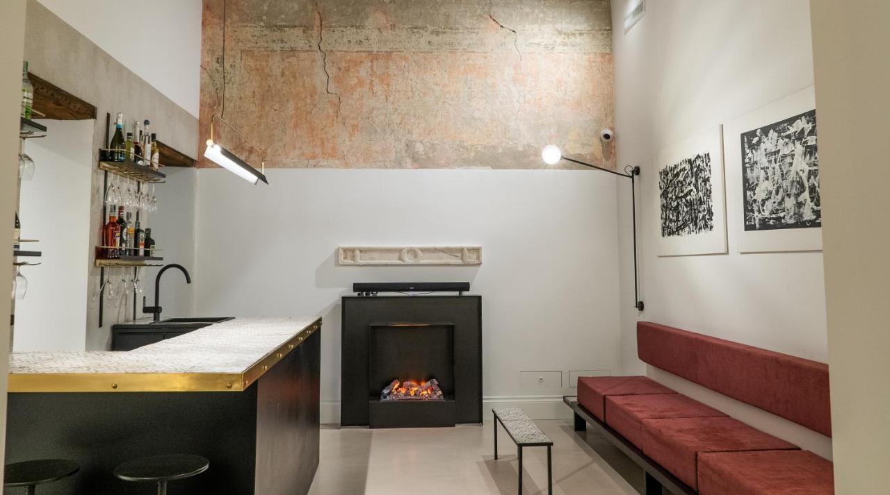 Artemisia Domus - Centro Storico Hotell Neapel Exteriör bild